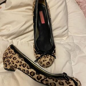 Leopard Print Betsy Johnson Ballet Flats Size 8